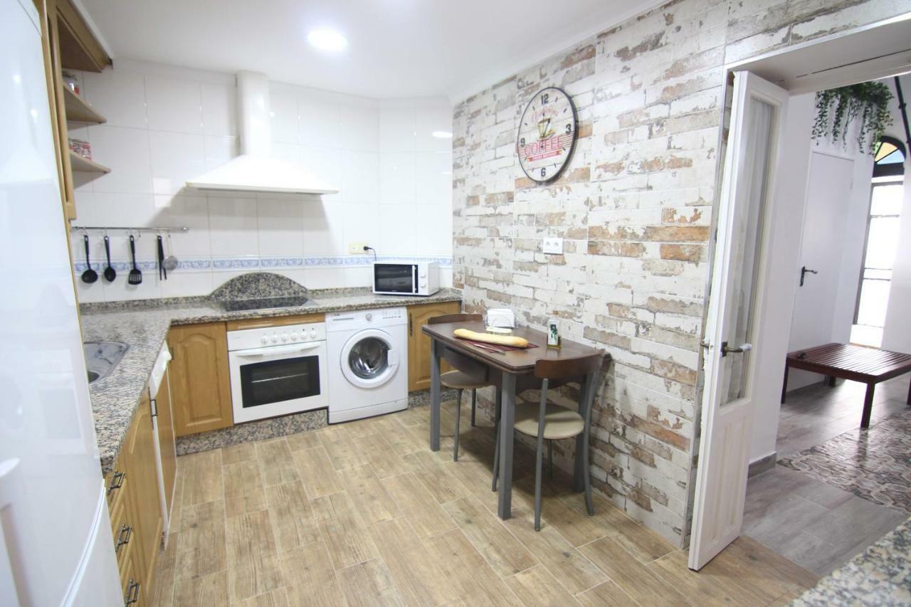 Апартаменты Apartamento La Bendicion De Manuela Кадис Экстерьер фото